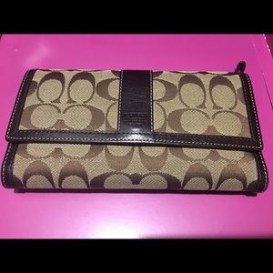 Coach wallet